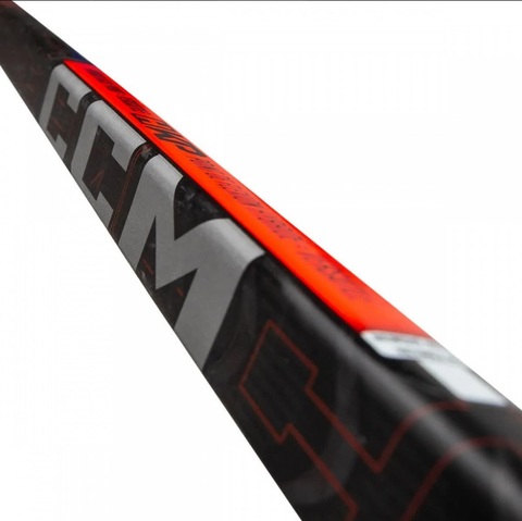 Клюшка CCM JETSPEED FT5 GRIP 75 SR 28 R