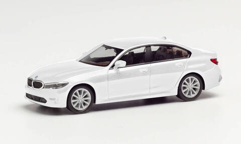 Автомобиль BMW 3er, белоснежный