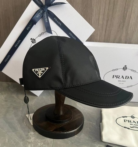 Бейсболка PRADA RE-NYLON, черный