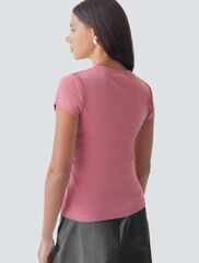 Футболка из плотного трикотажа с плетением риб 1*1  D49.126 (130389)