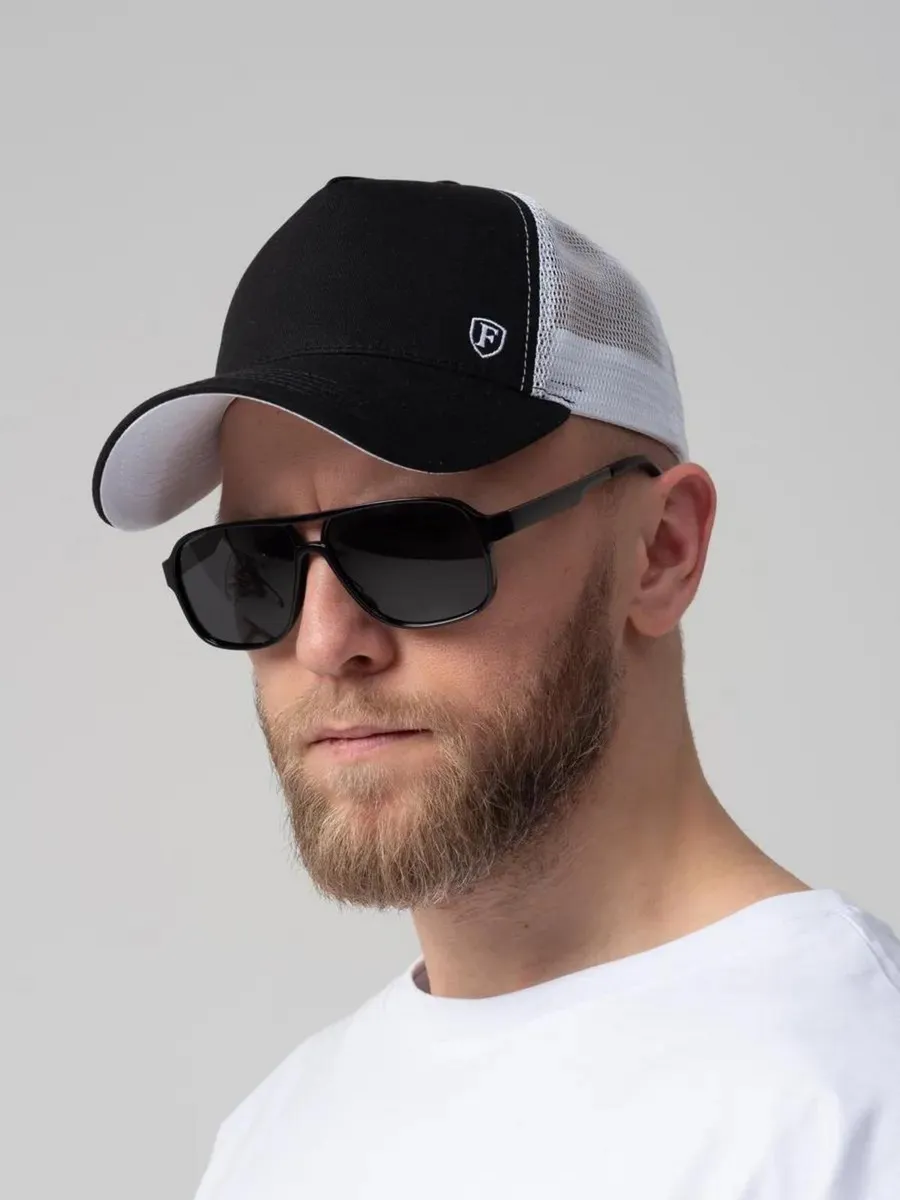 Бейсболка снепбек летняя с сеткой