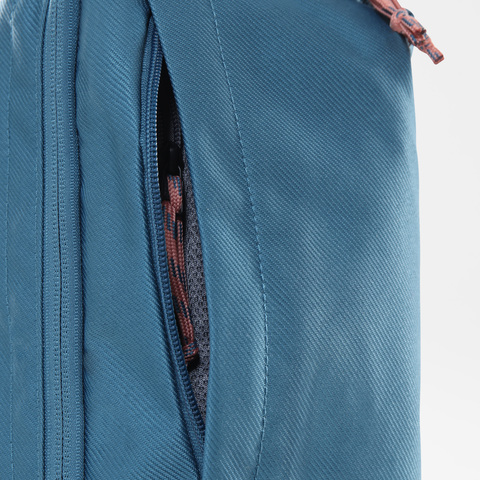 Картинка рюкзак однолямочный The North Face field bag Mallard Blue/Tnf Black - 4