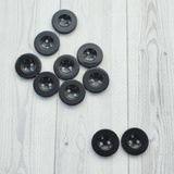 Пуговица черная, 2 прокола, 18 мм,  пластик