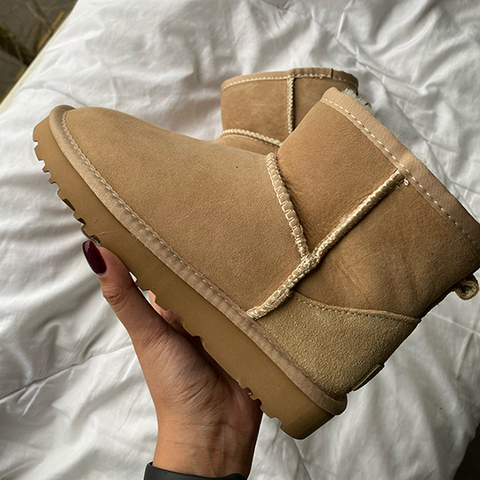 UGG Mini II Sand