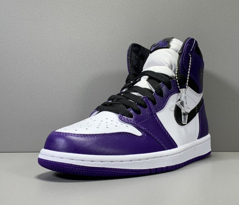 court purple jordan 1 size 7