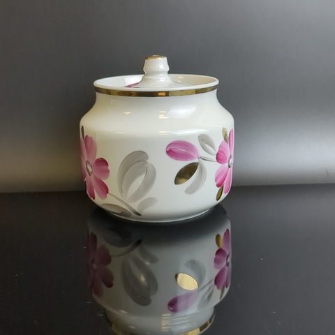 Сахарница фарфоровая Дмитровский ФЗ (Вербилки), роспись цветы, позолота, винтаж СССР 1965-1991 гг