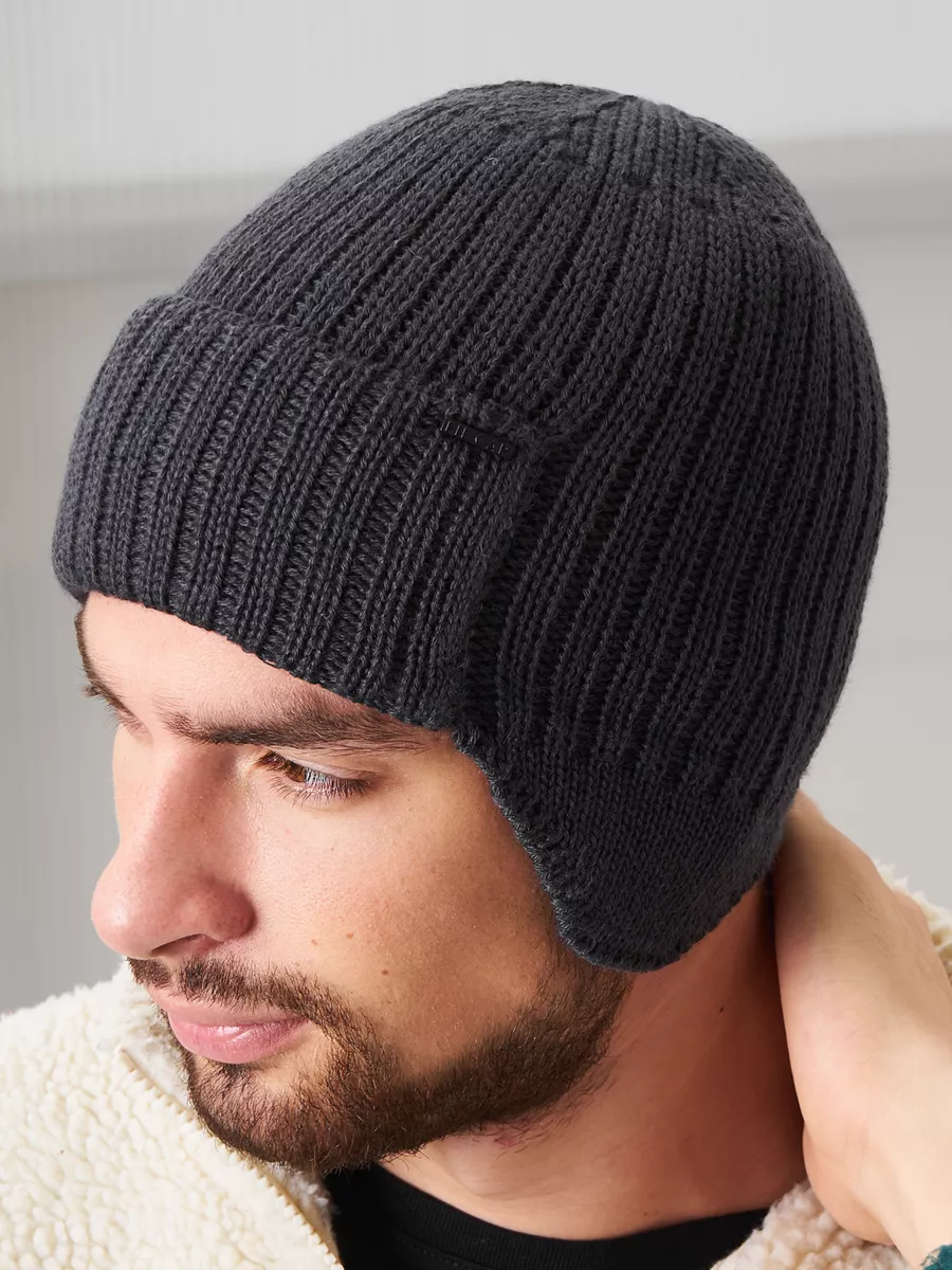 Шапка ушанка зимняя вязаная на флисе