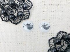 Глаза бегающие с ресницами, d 15 мм