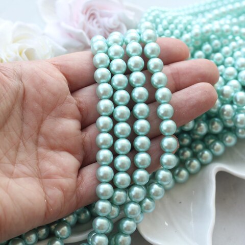 Майорка нежно-зелёная 8 мм, 1 нить, МА146