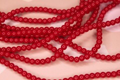 Бусины красные стекло 4 мм(нить 39 см)
