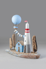 Морская композиция из дрифтвуда с маяком и воздушным шаром, 29х24 см, Россия