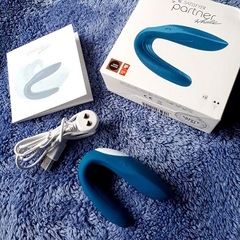 Satisfyer Partner Whale синий в коробке
