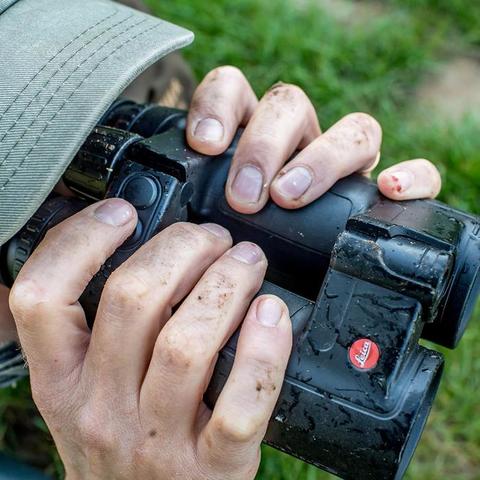 Бинокль дальномер Leica GEOVID 10x42 HD-R 2700