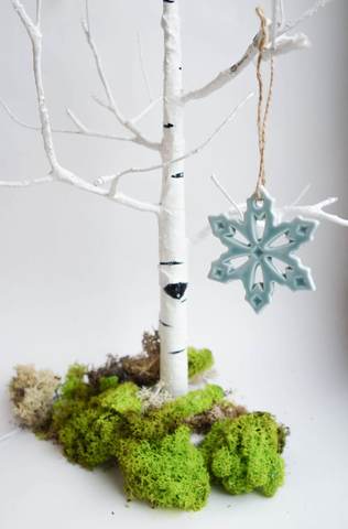 Снежинка с прорезями, керамика с глазурью