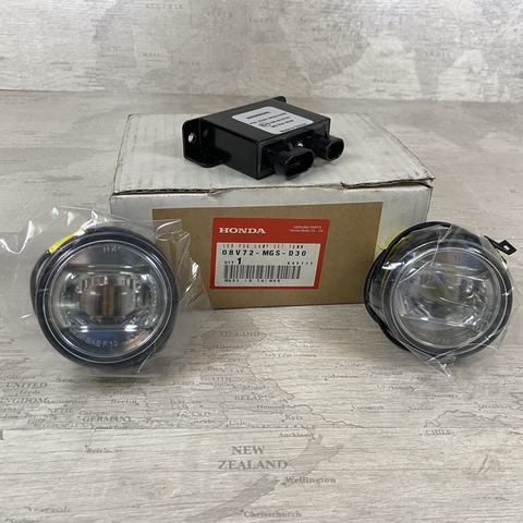 Honda Светодидные противотуманные фары (без крепежа) CB500'13-,CRF 1000'16-17,GL 1800'12-13,NC 700'12-13 08V72-MGS-D30