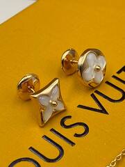 assimetrichnye-sergi-pusety-lv-sun-star-kollekciya-blossom-rose-vgold