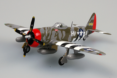 Модель Американский Истребитель бомбардировщик P-47D Trunderbolt масштаб 1:72
