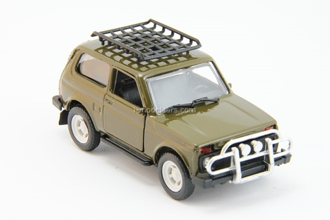 VAZ-21213 Niva Lada (green) with roof rack Agat Mossar Tantal 1:43