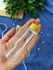 Баночки - бутылочки с золотой крышкой, стеклянные, прозрачные 80 мл, 10*3,7 см, набор 3 штуки.