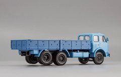 MAZ-516A flatbed truck 1971-1973 blue 1:43 Nash Avtoprom