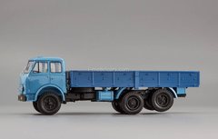 MAZ-516A flatbed truck 1971-1973 blue 1:43 Nash Avtoprom