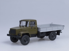 GAZ-3308 board 4x4 engine ZMZ-513 blackout on headlamps khaki AutoHistory 1:43