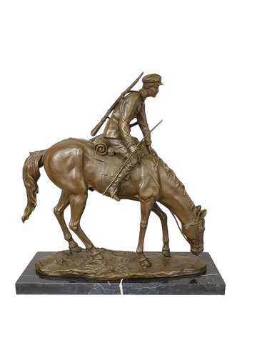 Скульптура из бронзы Казак Задунайский