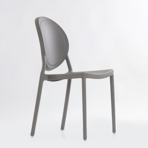 Дизайнерский интерьерный кухонный стул Louis Bonjour, монолит, PP, стопируемый (выбор цвета)