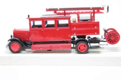 ZIS-11 fire-engine vehicle closed type DPO LOMO-AVM 1:43