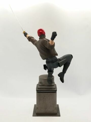Фигурка Красный Колпак Бэтмен Комикс DC Галерея