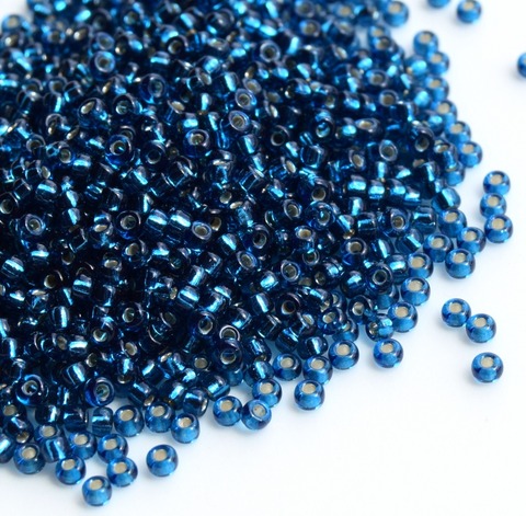15/0 RR-1425 Dyed Silver Lined Blue
