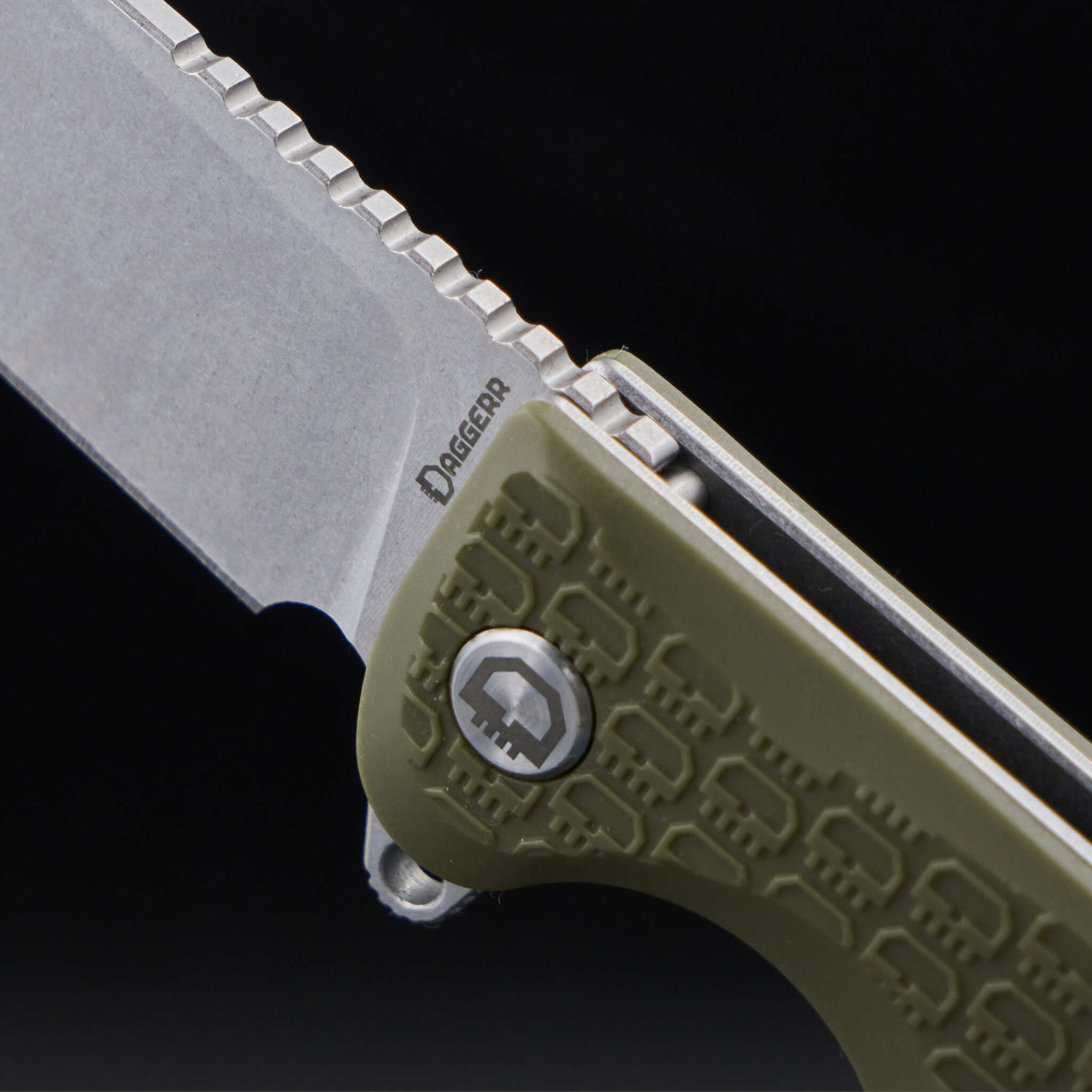 Wocket Olive SW Serrated