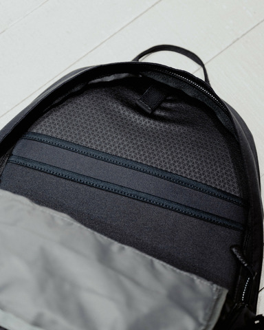 Картинка рюкзак городской The North Face Hot Shot Se  - 9
