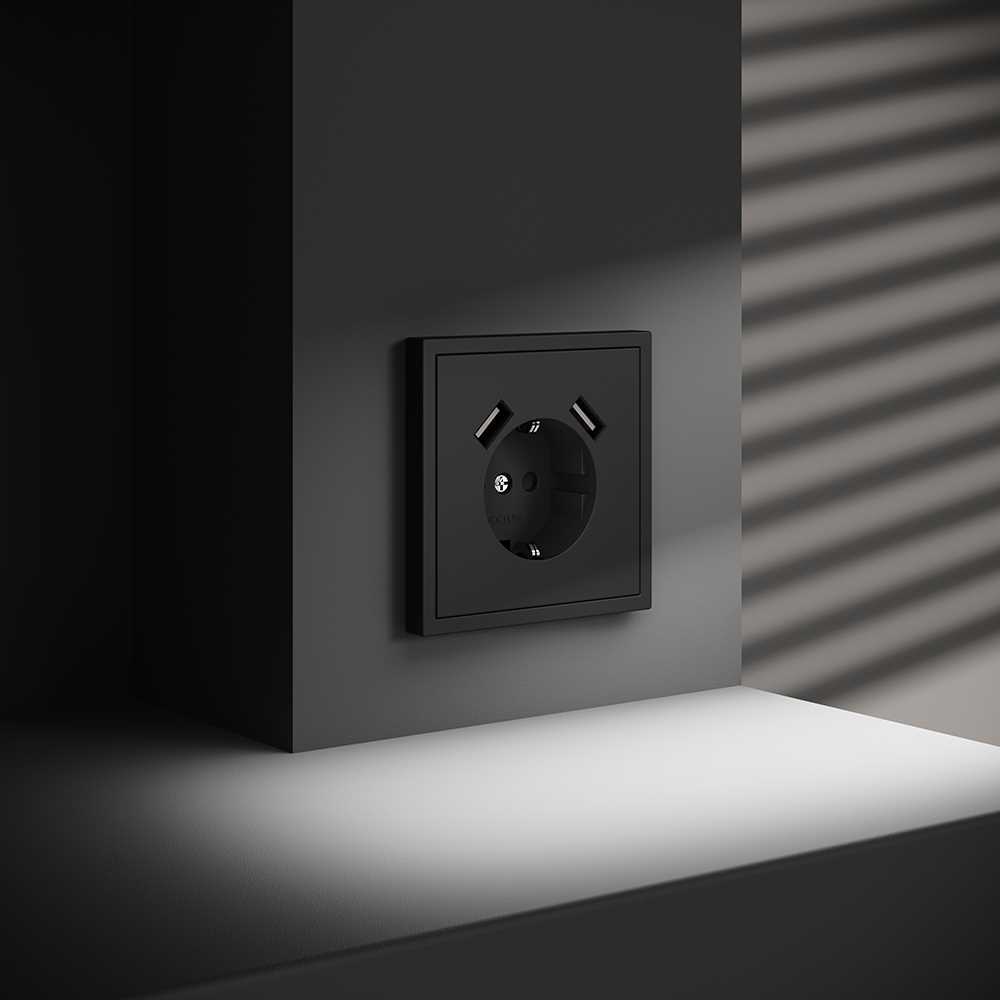 Розетка встраиваемая Voltum S70 с заземлением и защитными шторками, 16А, с USB, A+A, (черный матовый VLS040408