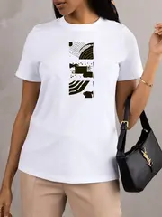 Футболка больших размеров с принтом фигуры