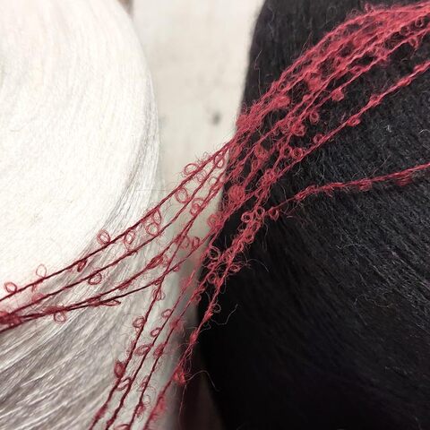 Кидмохер-букле CATERINA 900 бордовый