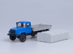 GAZ-3308 board with awning 4x4 engine ZMZ-513 blue AutoHistory 1:43