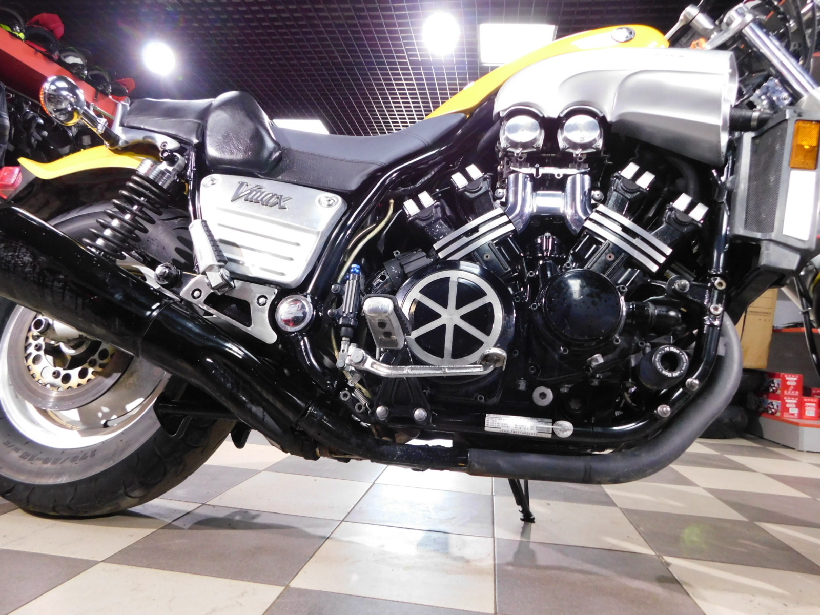 Мотоцикл Ямаха V MAX
