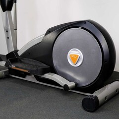 Эллиптический тренажер Sportop E7000P Plus