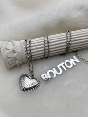 Колье серебристое с подвеской 