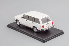 VAZ-21044 Zhiguli Lada 2104 white 1:24 Legendary Soviet cars Hachette #102