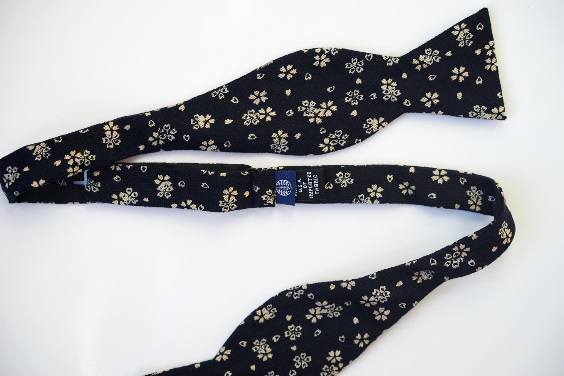 Kiriko Bow Tie Navy Sakura Floral