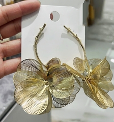 Серьги ZARA длинные с подвесками ЦВЕТЫ