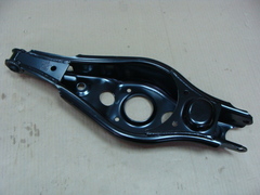 рычаг продольный подвески задний правый под пружину Geely Х7  1014012790