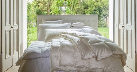 Подушка пуховая 50x75 Christian Fischbacher Gstaad