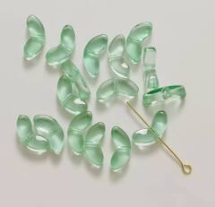 Подвеска листик, акрил, зелёный 14*7 мм, Ф030