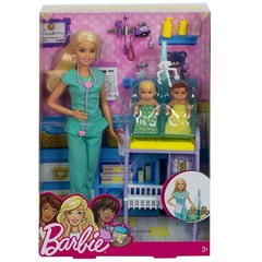 Барби Детский врач с малышками