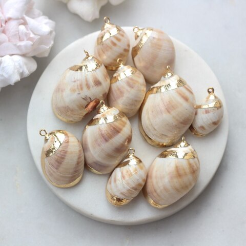 Подвеска Ракушка с позолотой 25-42 на 15-30 мм, РК032