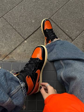 Nike Air Jordan 1 Mid