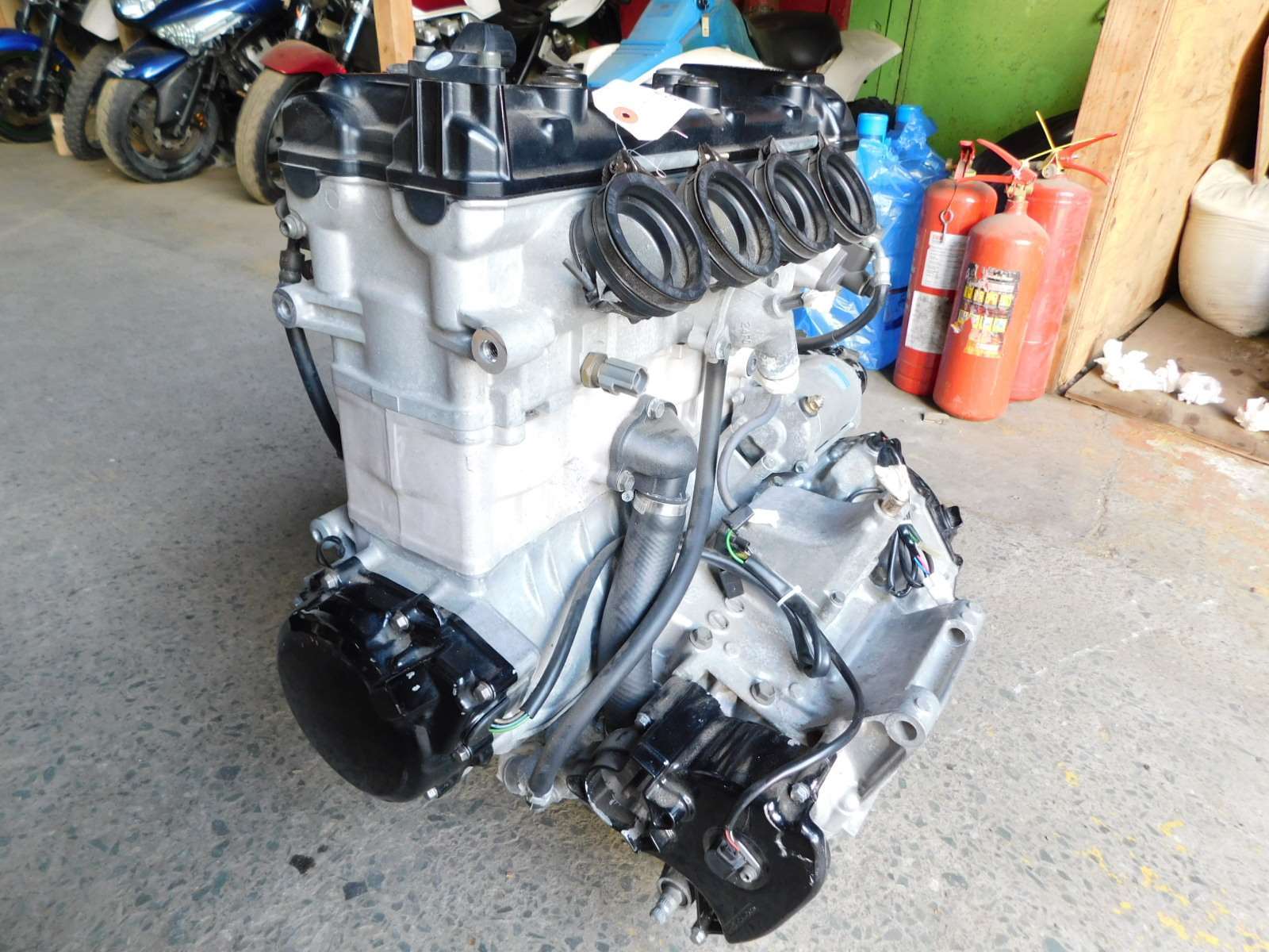 SUZUKI HAYABUSA Двигатель